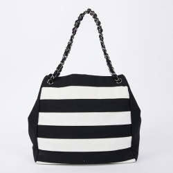 Sac bicolore chanel noir et blanc