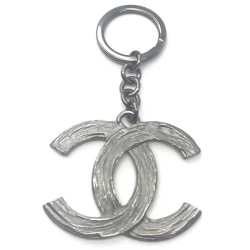 Porte-clefs CHANEL Double "CC" métal argent vieilli