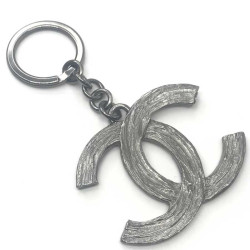 Porte-clefs CHANEL Double "CC" métal argent vieilli