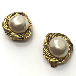 Boucles d'oreille clIps CHANEL Vintage