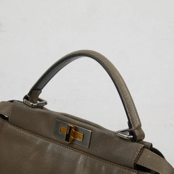 Peekaboo FENDI taupe TM