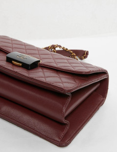 Sac CHANEL cuir matelassé bordeaux foncé