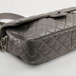 Sac CHANEL cuir grainé argent acier