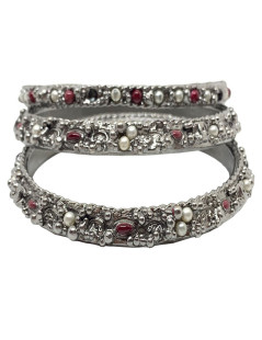 3 Bracelets CHANEL métal argent perles nacrées et rubis