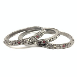 CHANEL silver, ruby and pearly beads 3 bracelet set