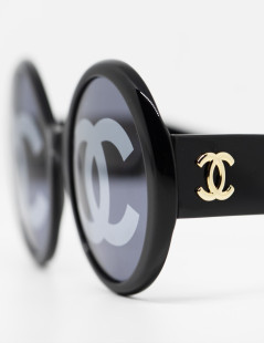 CHANEL Vintage "CC" sunglasses