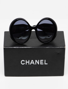 CHANEL Vintage "CC" sunglasses