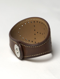 HERMES Eclipse Bracelet in Brown Barénia Calfskin 