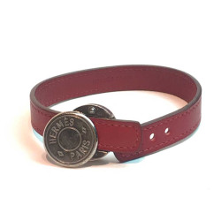 xxx Bracelet HERMES clou de selle cuir cerise