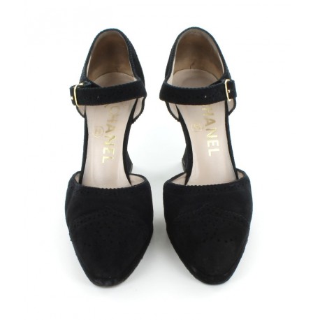 Escarpins CHANEL en veau velours noir T 36,5 