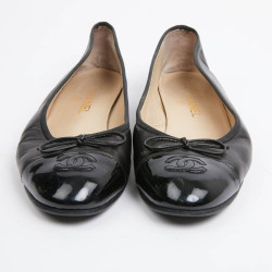 Ballerines T 40,5 CHANEL cuir noir