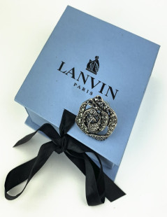 Bague LANVIN fleur avec cristaux noirs