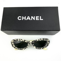 Lunettes de soleil ovale vintage CHANEL 