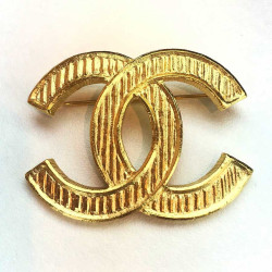 Broche CHANEL CC métal doré