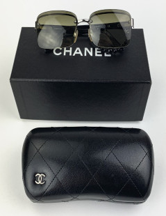 CHANEL sunglasses