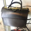 Mallette LOUIS VUITTON cuir noir