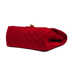 Sac CHANEL "Paris-Shanghai" satin duchesse rouge