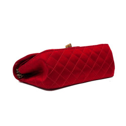 Sac CHANEL "Paris-Shanghai" satin duchesse rouge