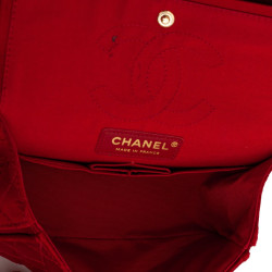 Sac CHANEL "Paris-Shanghai" satin duchesse rouge