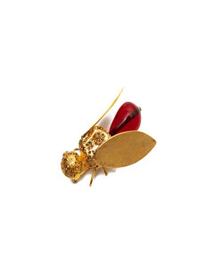 MARGUERITE DE VALOIS red bee brooch