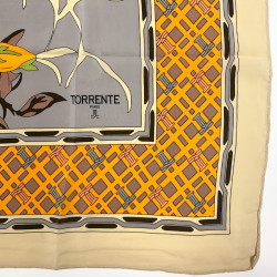 Foulard Torrente jaune a fleurs