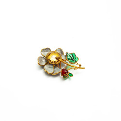 Broche Camelia sur tige MARGUERITE DE VALOIS