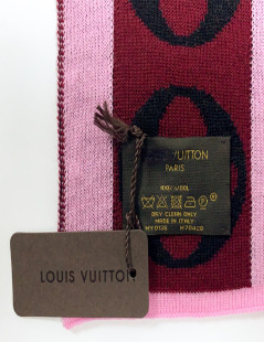 Echarpe LOUIS VUITTON noire et Mongram rose et bordeaux