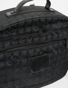 Vanity case CHANEL toile noire monogramme 