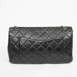 2.55 GM CHANEL cuir verni noir vieilli