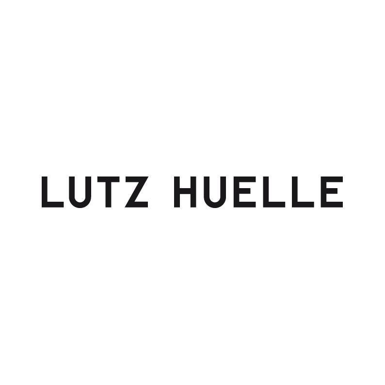 LUTZ HUELLE